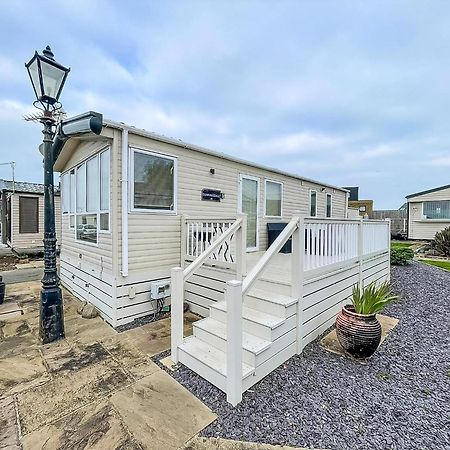 Lovely 6 Berth Caravan With Decking And Wifi In Kent, Ref 47017C Ξενοδοχείο Whitstable Εξωτερικό φωτογραφία