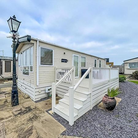 Lovely 6 Berth Caravan With Decking And Wifi In Kent, Ref 47017C Ξενοδοχείο Whitstable Εξωτερικό φωτογραφία