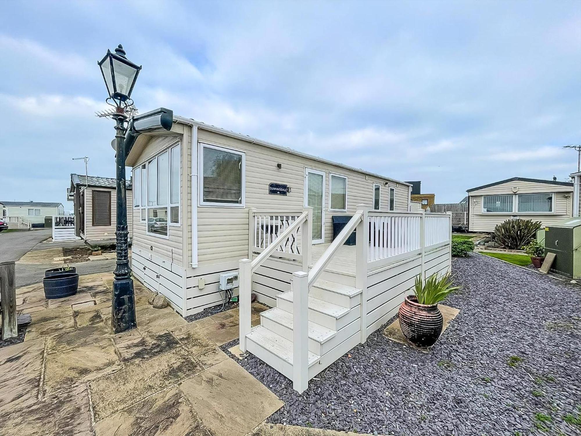 Lovely 6 Berth Caravan With Decking And Wifi In Kent, Ref 47017C Ξενοδοχείο Whitstable Εξωτερικό φωτογραφία